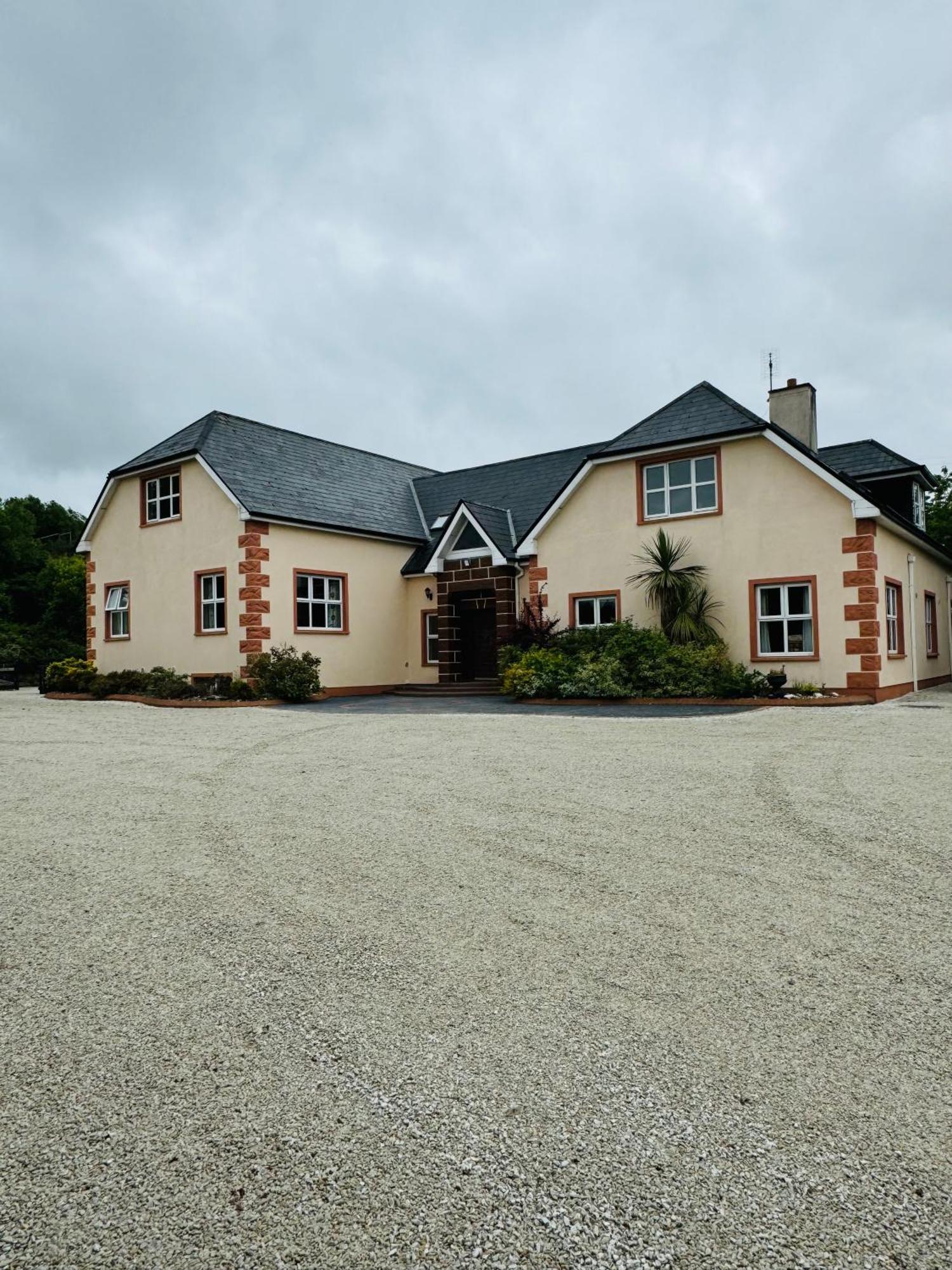 Ashville Guesthouse Westport Exteriér fotografie